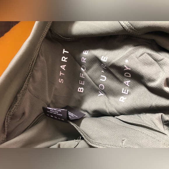 NWT FourLaps Stride Jogger in Thyme Green - Size XXL - Picture 8 of 8